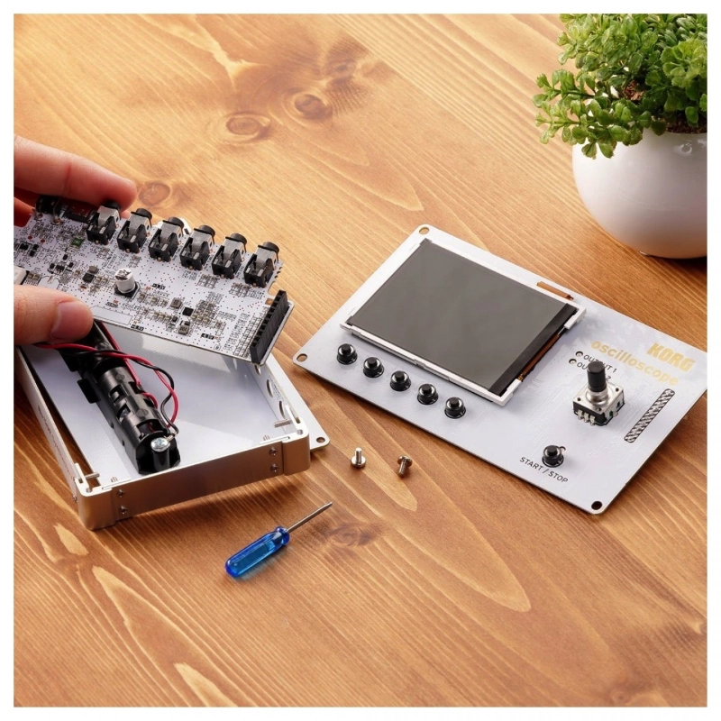 Korg Nu Tekt NTS2 Oscilloscopio 4 Canali 2 In 2 Out Stereo