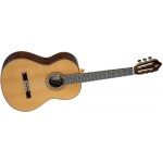 Alhambra 9P Requinto 1/2 con astuccio