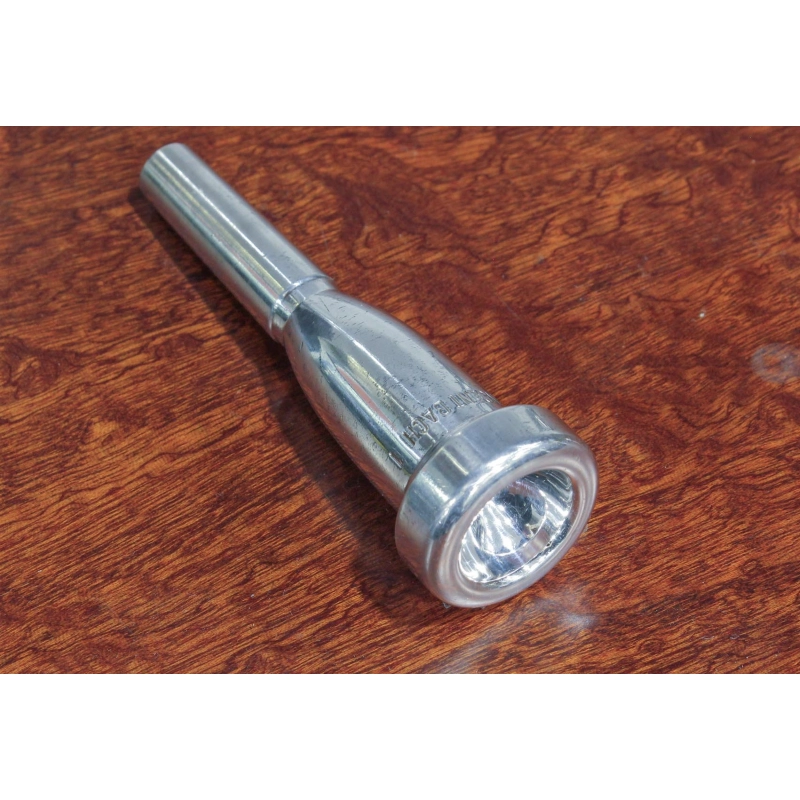 usato Bach 1 Megatone Bocchino per Tromba Argentato