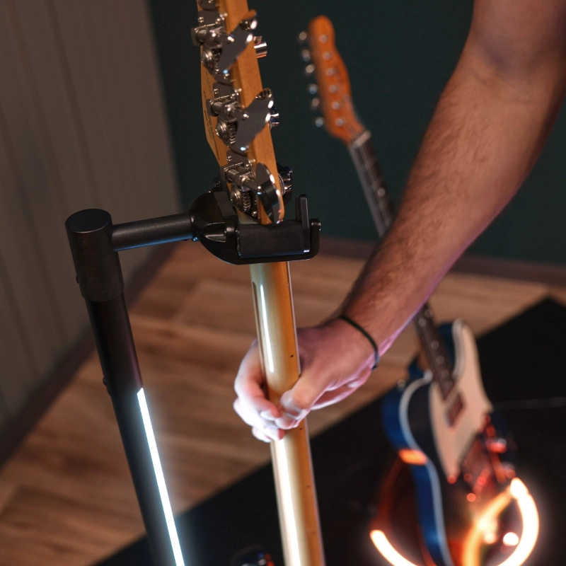 Gravity GSLS01NHB Stand per Chitarra con Led Multicolore
