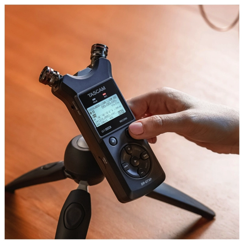 Tascam DR07XP Registratore Stereo con USB 32 Bit