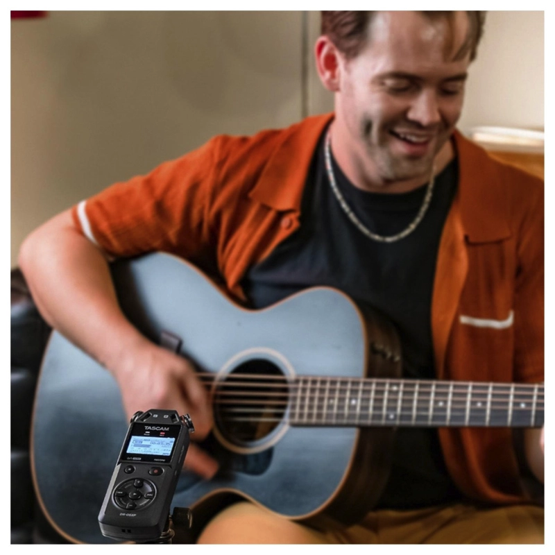 Tascam DR07XP Registratore Stereo con USB 32 Bit