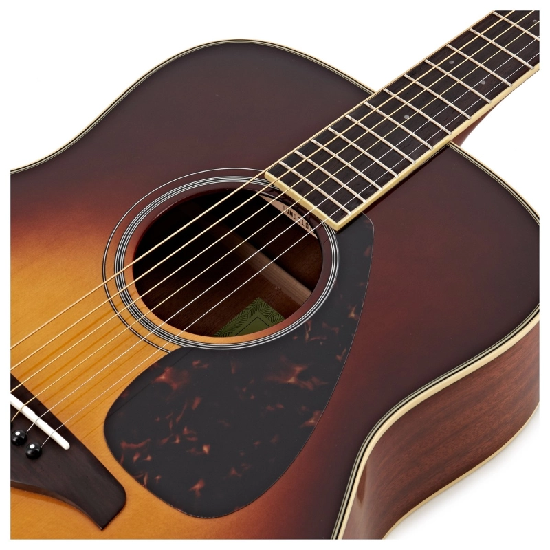 Yamaha FG820BS Brown sunburst