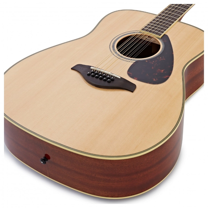 Yamaha FG820NT Natural