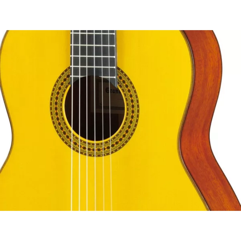 Yamaha GC12S Grand Concert Fatta a Mano