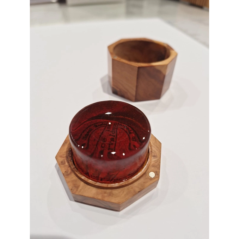Pece Pecatte rosin violino/viola in wooden box