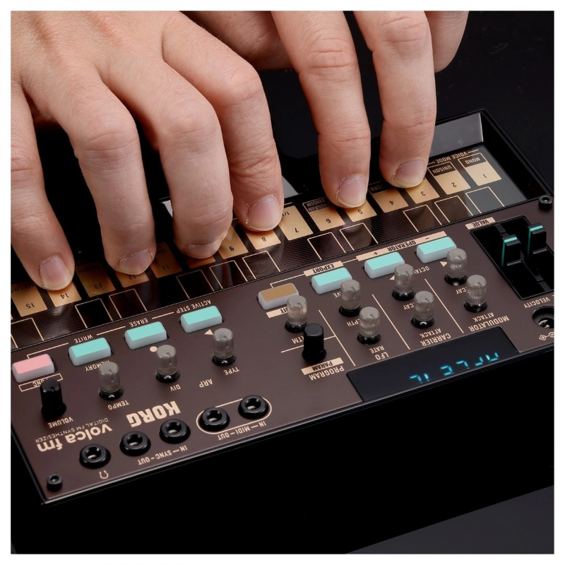 Korg Volca FM2 Sintetizzatore FM Analogico Compatto