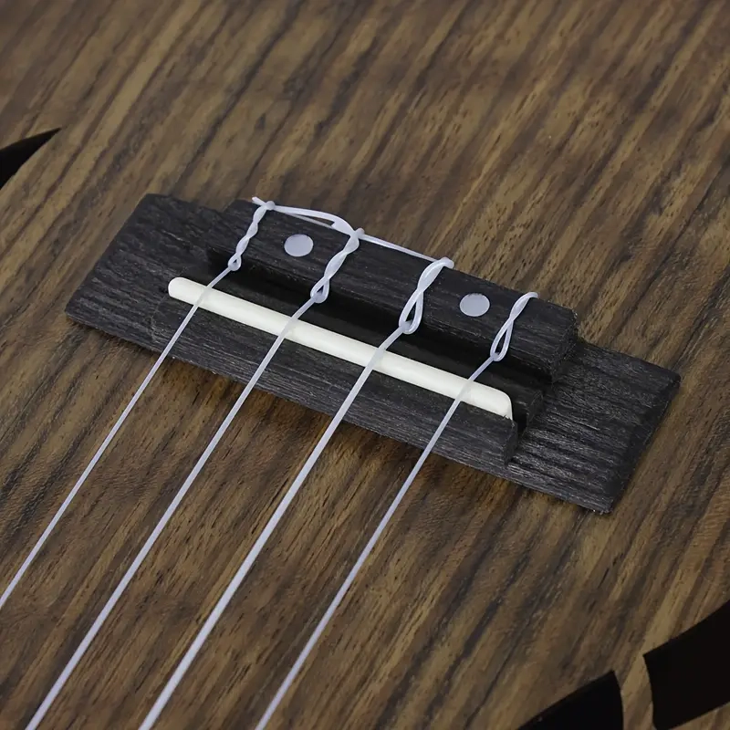 Ukulele Tenore LAX / IRIN in noce, Foro Laterale con effe