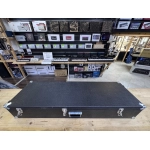 usato Flight Case per Tastiera 128x36xH16 con Ruote