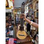 Charango boliviano "El Chasqui" Elettrificato body legno, serie professionale