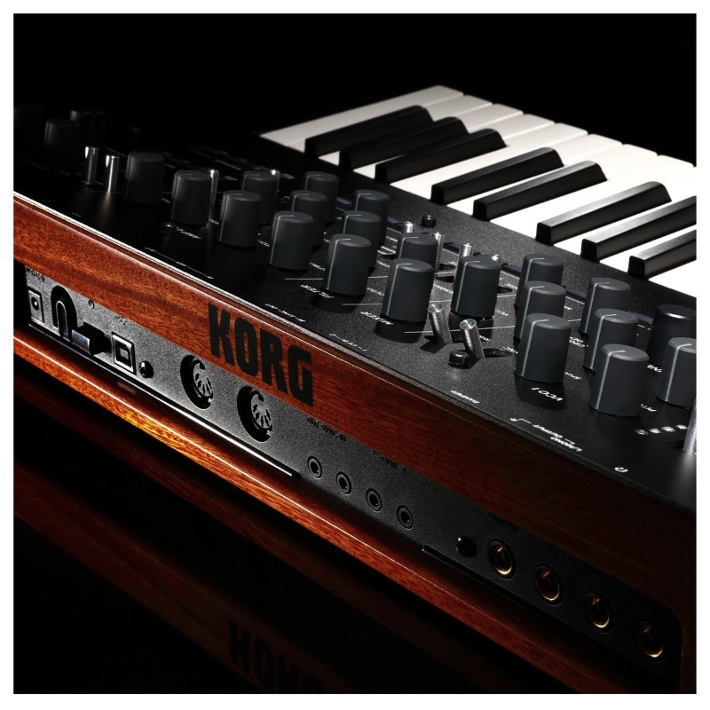 Korg Minilogue XD Sintetizzatore Analogico Digitale a 4 Voci