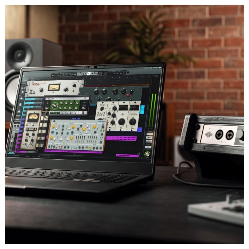 Universal Audio VOLT876 Inferccia Audio USB 24 In 28 Out