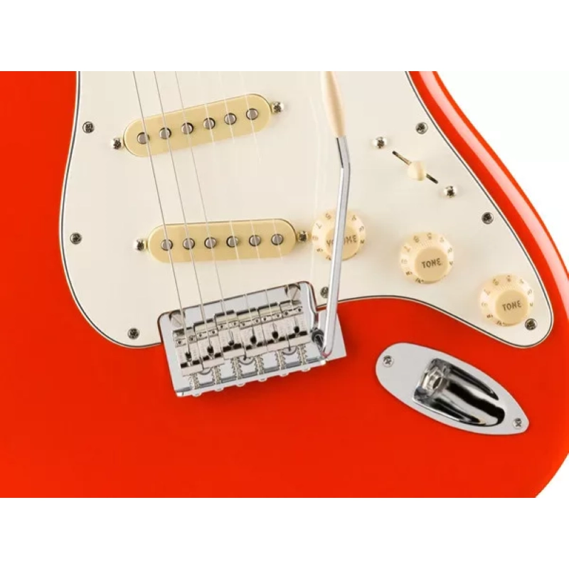 Fender Player II Stratocaster®, Rosewood Fingerboard, Coral Red 0140510558