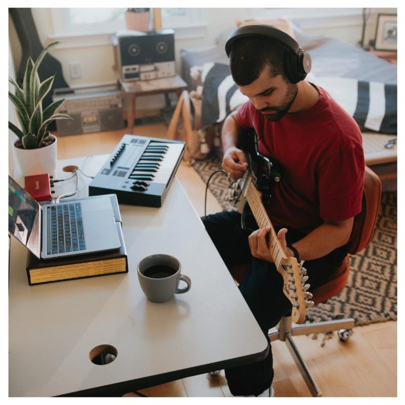 Adam Audio H200 Cuffia da Studio Chiusa 32 Ohm