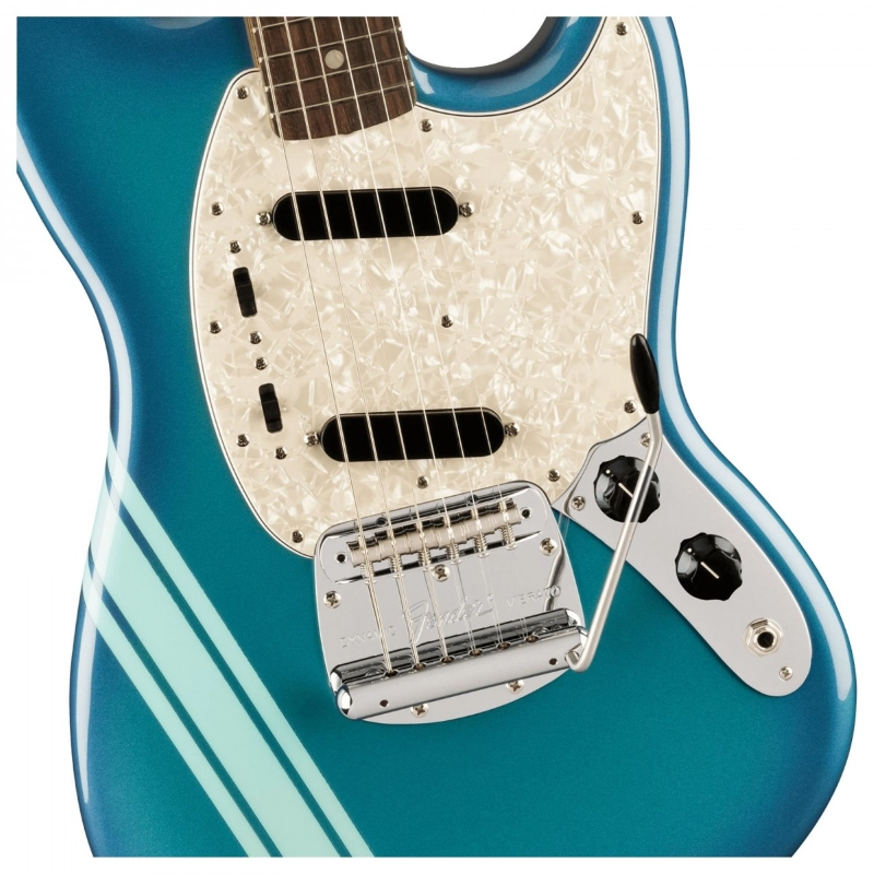 Fender Vintera® II 70s Mustang®, Rosewood Fingerboard, Competition Burgundy 0149130320