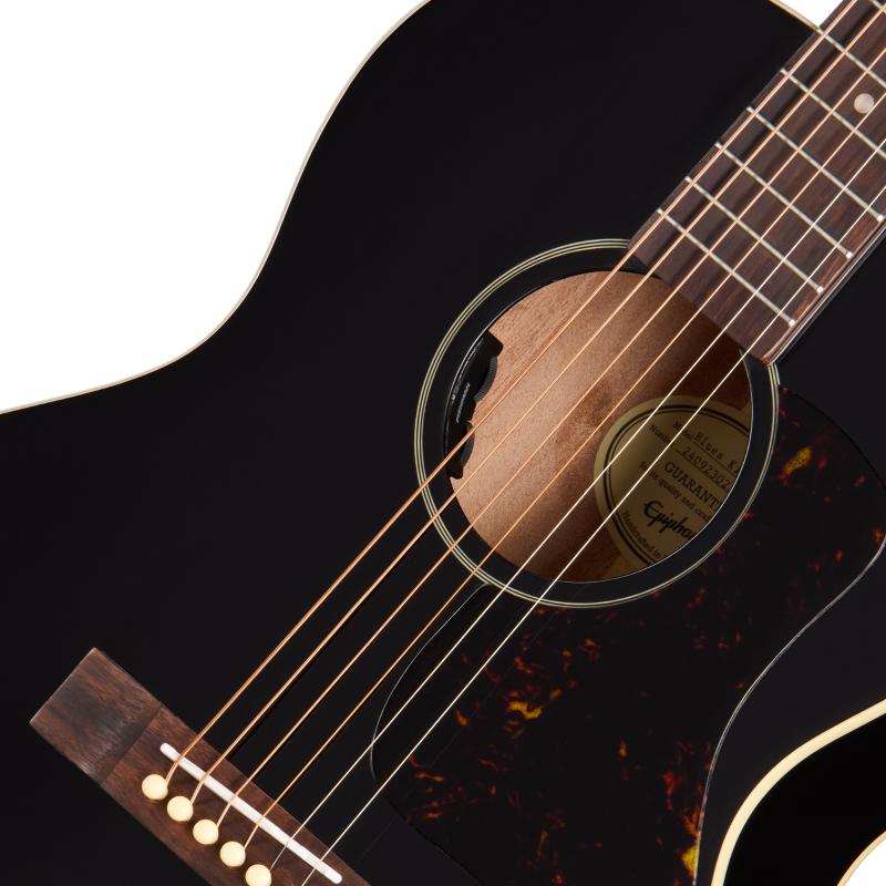 EASBKEBNH1_7_SoundHole