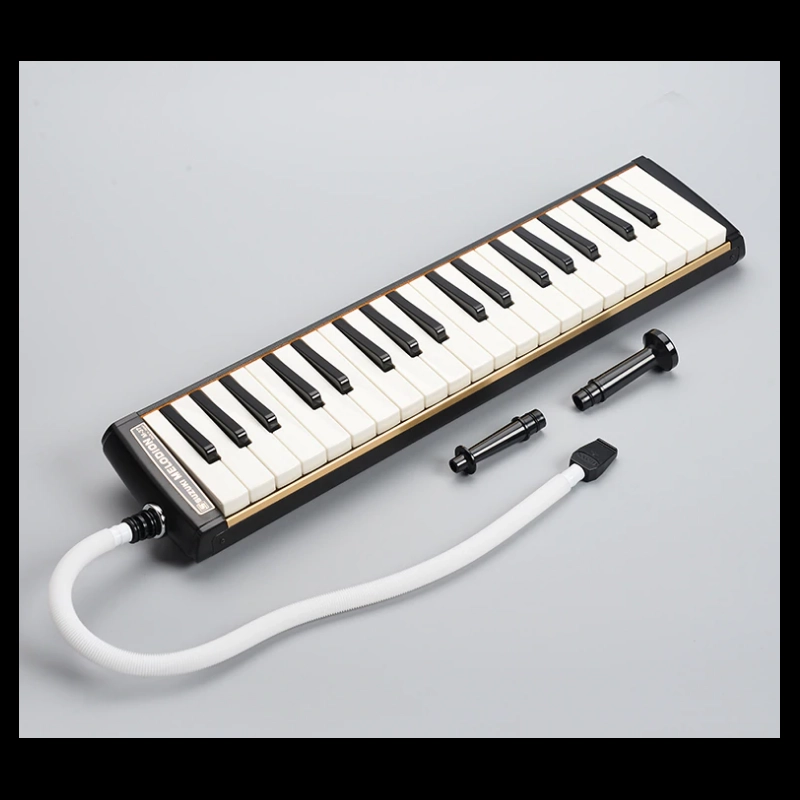 Suzuki M-37C Melodion, Melodica 37 note