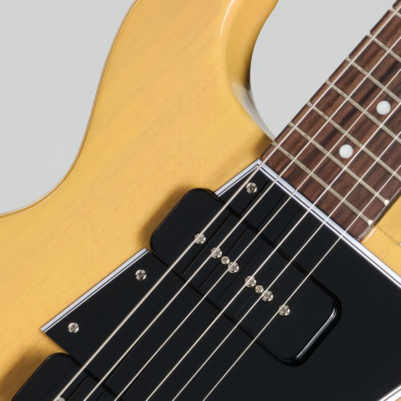 EILSDTYNH1_25031524245_7_Pickups