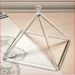 Triangolo Cristallo Musicoterapia Lato cm.18 Altezza cm.16