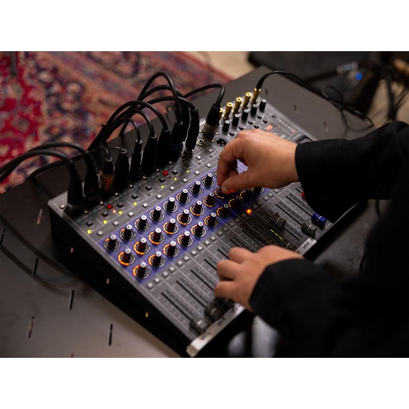 Zoom L12next Mixer digitale 12 canali, recorder, interfaccia audio e superficie di controllo