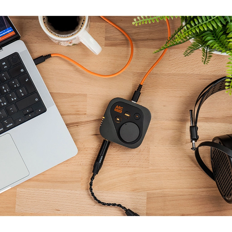 IK Multimedia ARC ON EAR Sistema di Correzione Acustica per Cuffie da Studio