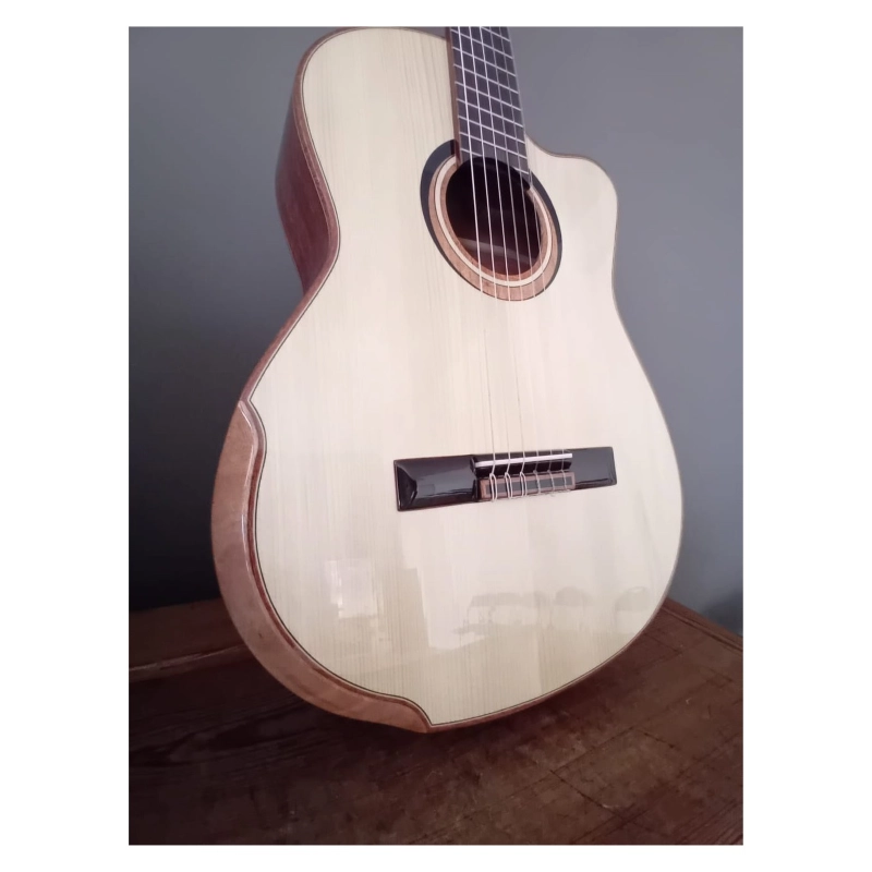 MERIDA T-35CJCEQ Classic Guitar+EBS-VTC Corde Nylon