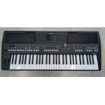 usato Yamaha PSR SX600