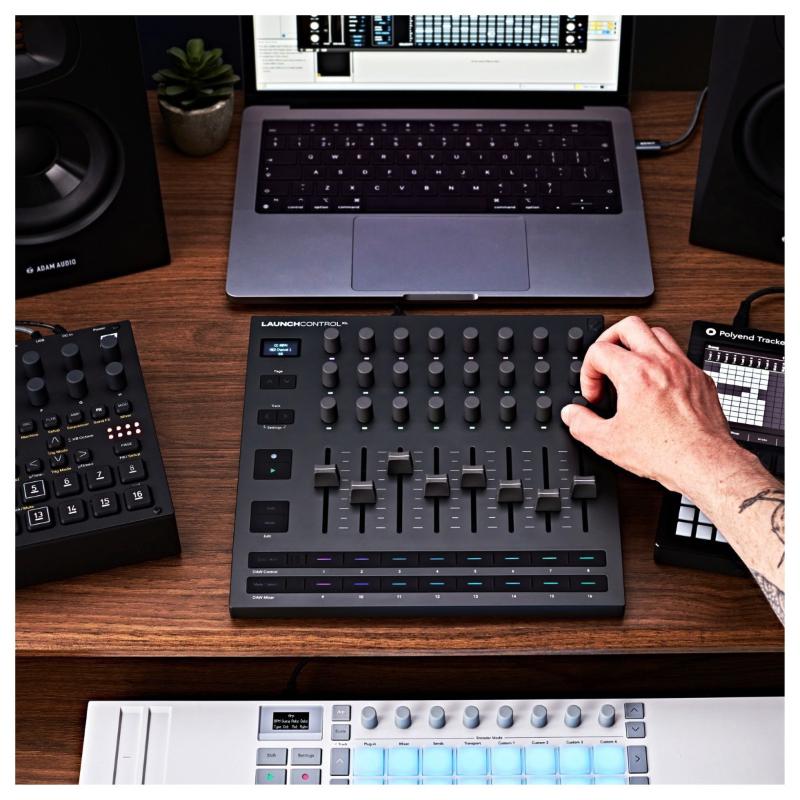Novation Launch Control XL MK3 Controller MIDI USB per DAW