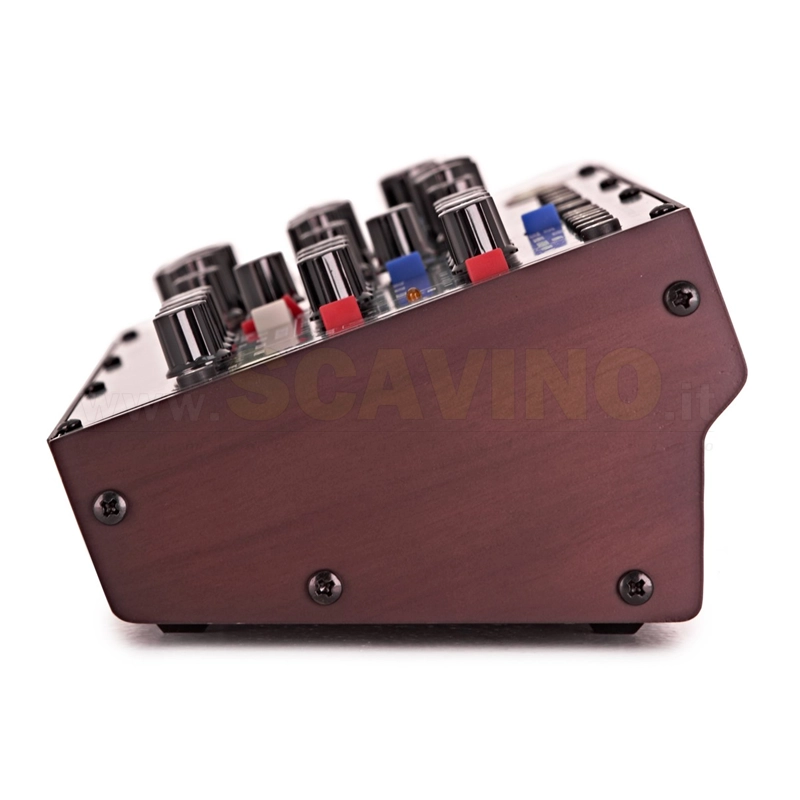 Behringer MODEL D Synthesizers Speak