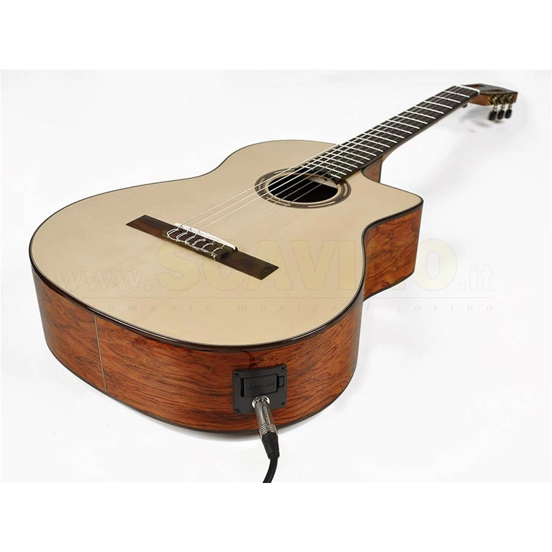 Salvador Cortez CS250CE Chitarra classica 4/4 Narrow