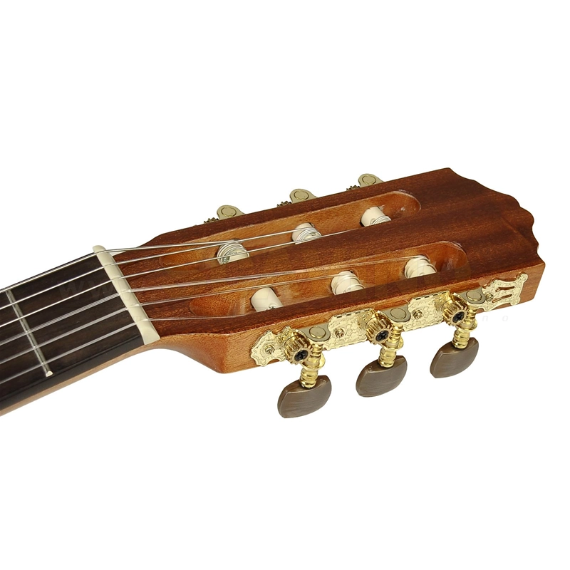 Salvador Cortez CC20 Chitarra classica 4/4 solid top satinato