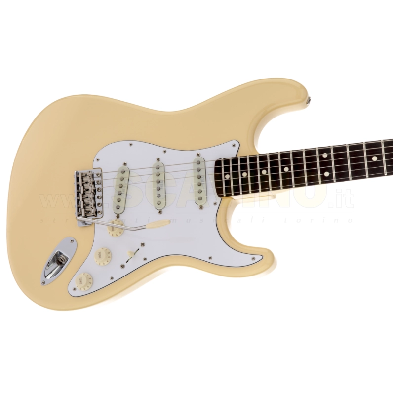 Fender Yngwie Malmsteen Stratocaster® Electric Guitars Yngwie Malmsteen Stratocaster®, Scalloped Rosewood Fingerboard, Vintage White 107110841