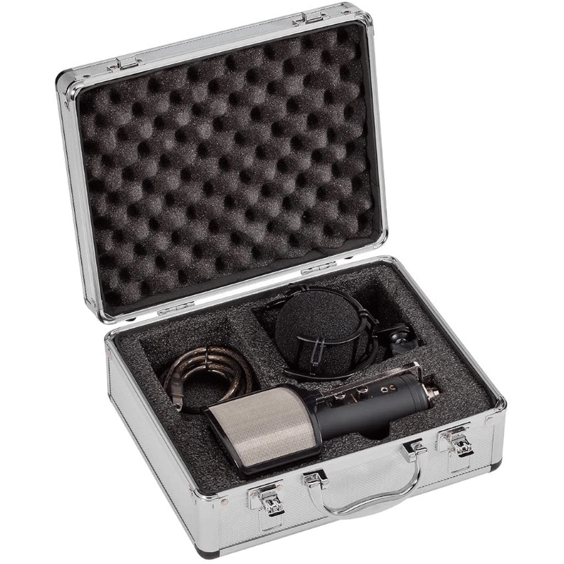 SOUNDSATION VOXTAKER 192 PRO Microfono da studio completo di accessori